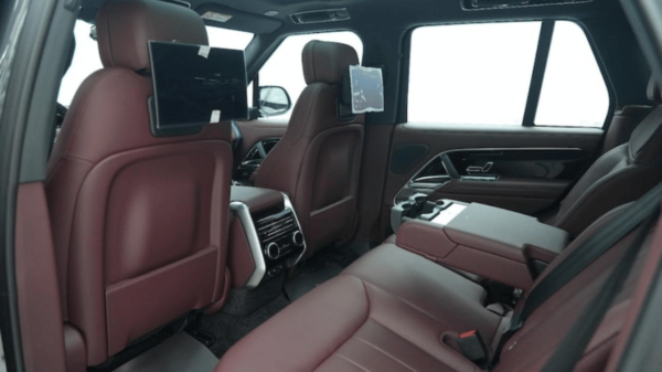 Range Rover 2025 Vogue HSE – Image 7