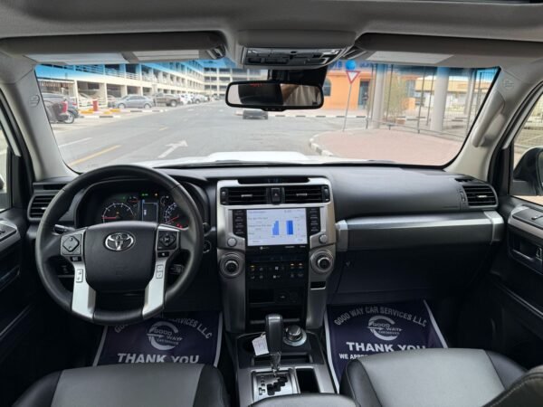 TOYOTA 4 RUNNER SR5 SPORT PREMIUM 2022 – Image 8
