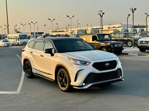 Toyota Highlander Hybrid TRD XSE – Image 2