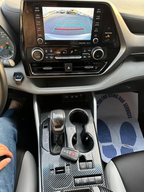 Toyota Highlander Hybrid TRD