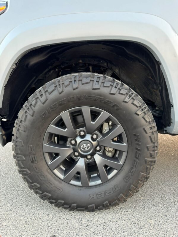 Toyota Tacoma Pick-Up Off Road 3.5L V6 2020 – Image 16